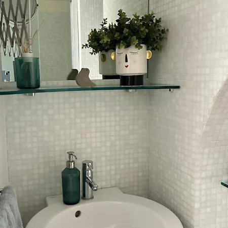 Bruschi 24 Appartamento *